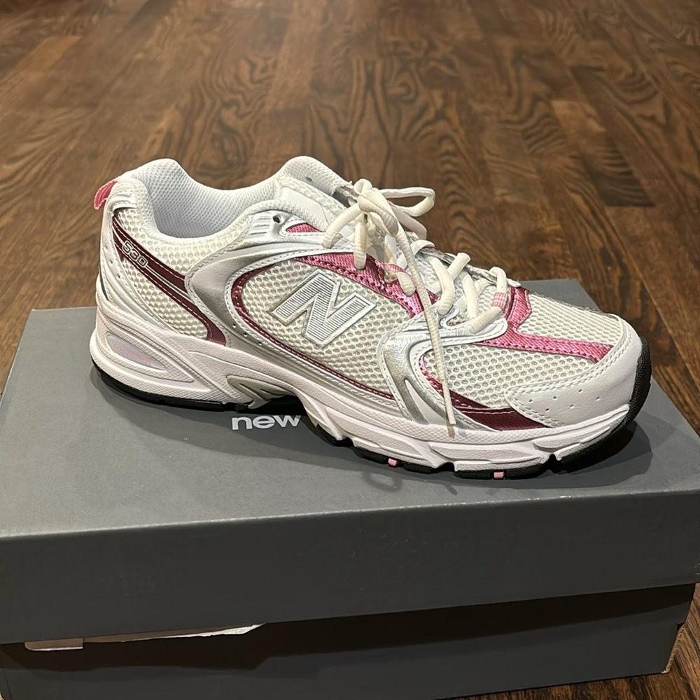 New Balance Womens 530 Casual Sneakers MR530PK - Picture 4 of 6